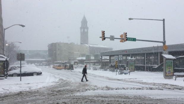 SNOW IDEA: NY/NJ Metro Forecast Shifts, With Potential Snowfall Between 4-8 Inches