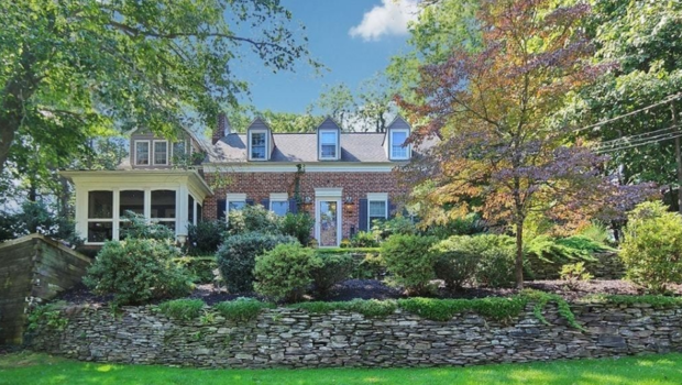 FEATURED PROPERTY: 957 Woodmere Dr., Westfield, NJ; 5BR/4BA Colonial — $1,150,000